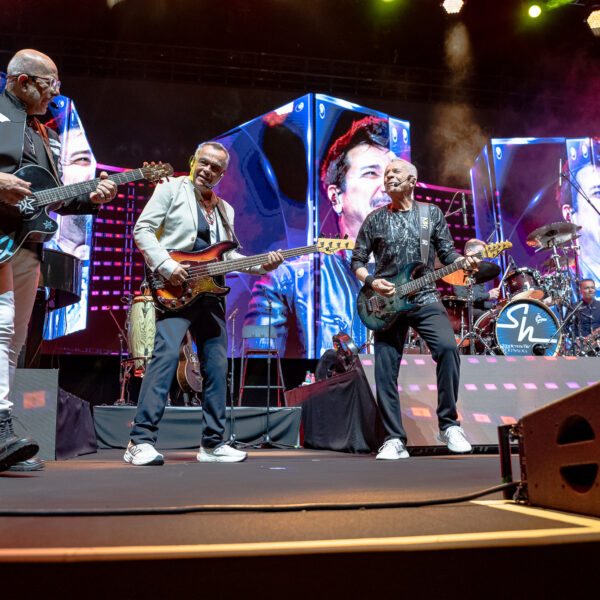 Roupa Nova celebram mais de 45 anos de carreira no Super Bock Arena